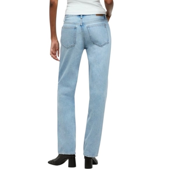 MADEWELL The Low-Slung Straight Jeans in Sevilla Light Wash Blue Loose Leg - Picture 3 of 13